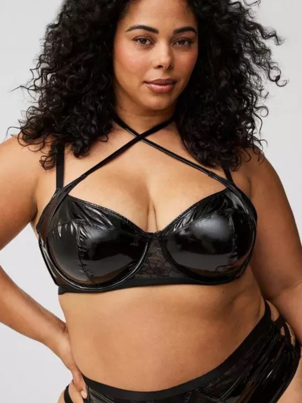 Torrid Glossy Black Patent Leather PU Crisscross Underwire Bra Size 3X